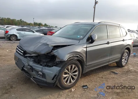 2018 Volkswagen Tiguan 2.0T S z USA, uszkodzony, nr VIN 3VV0B7AX3JM123581
